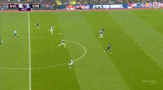 沃特金斯反击单刀破门，越位在先进球无效